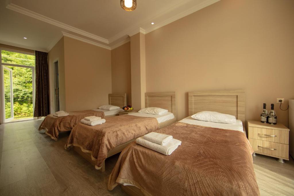 Tamari room 3